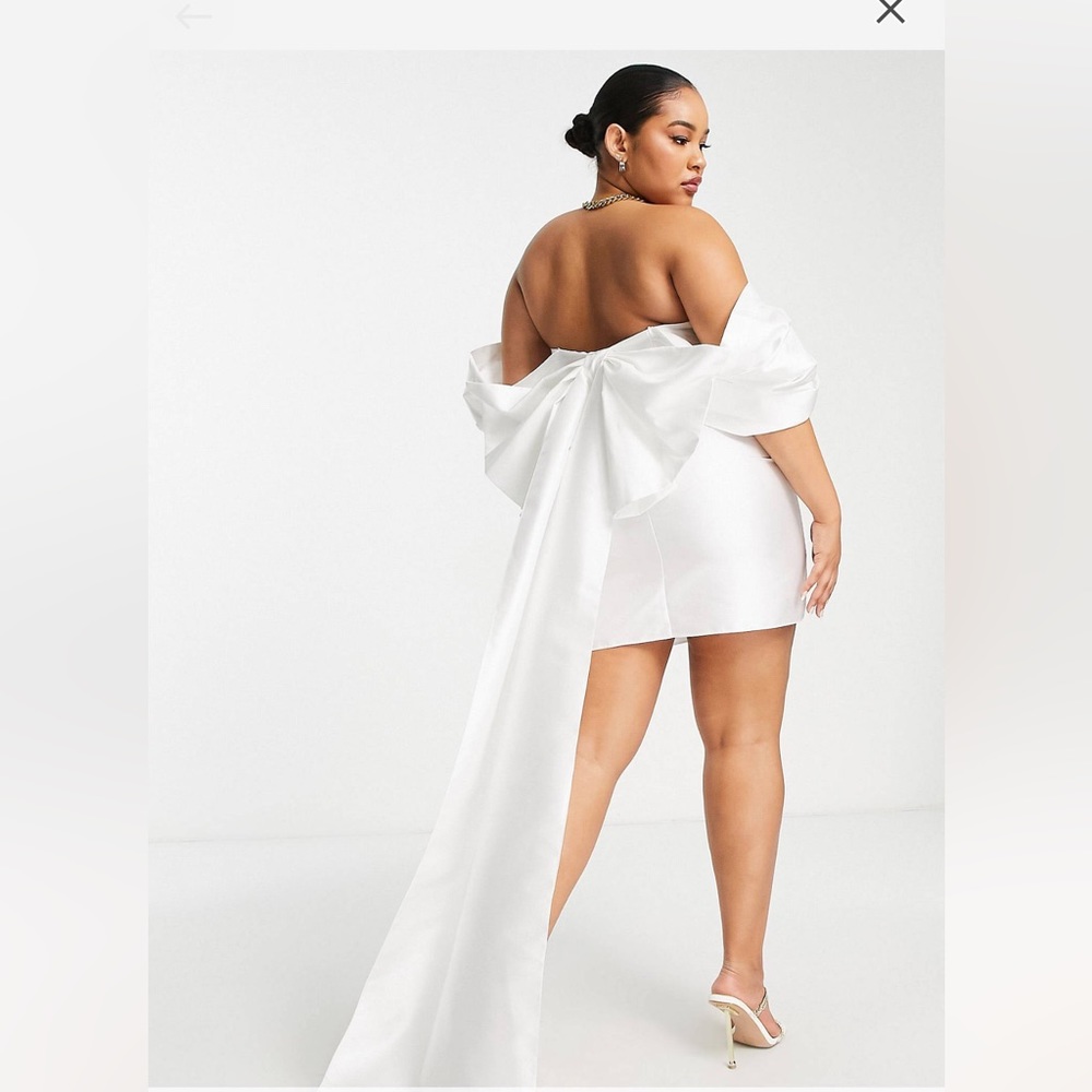 Short wedding dress